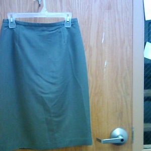 Grey skirt